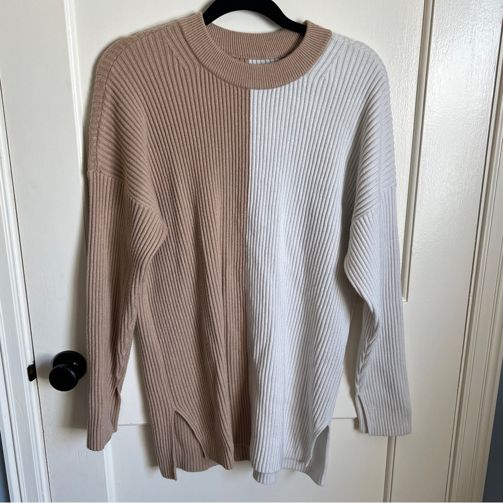 NOT FOR SALE Abercrombie & Fitch Sweater